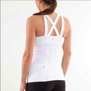 Lululemon white Chaturanga Tank Sz 10